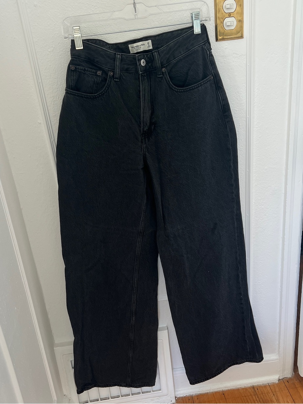 Abercrombie & Fitch Black Wide-Leg Jeans